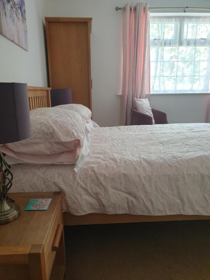 Rose Bed & Breakfast *